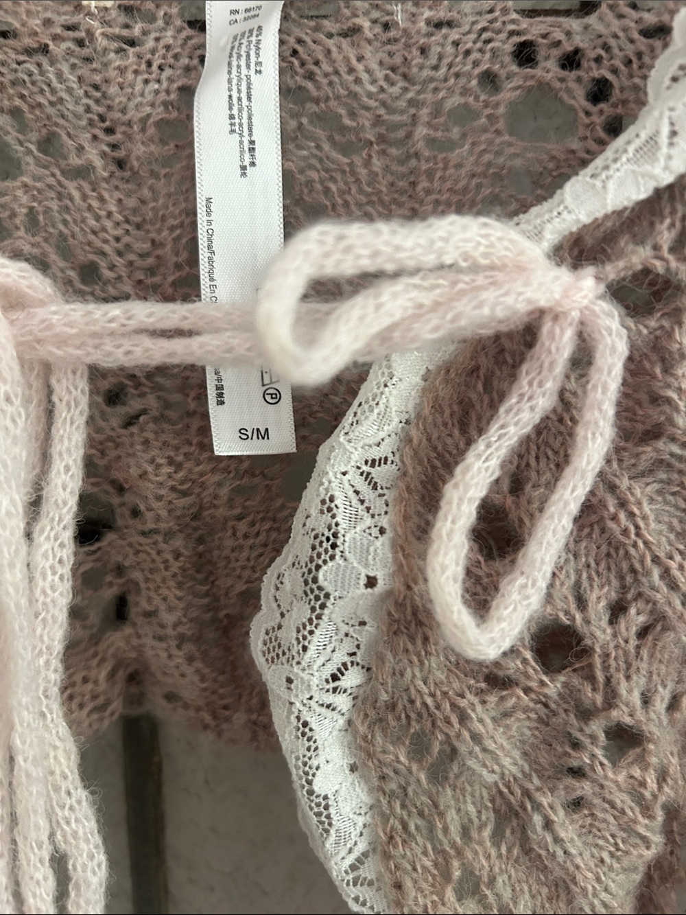 Urban Outfitters Taupe Crochet Tie-Front Shrug with Cream lace Trim - Picture 4 of 6